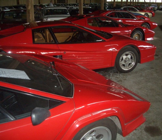 Ferrari, Porsche und Gaz Chaika