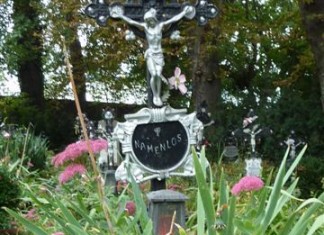 Der Friedhof der Namenlosen