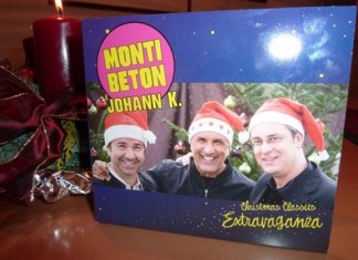 Rockin‘ Around the Christmas Tree