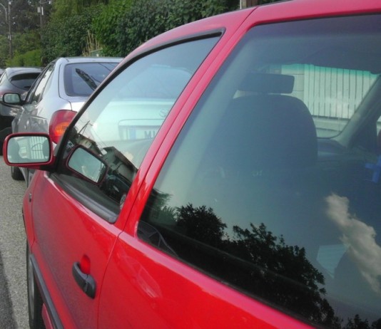 U1 Leopoldau. Blechlawine vs gähnende Leere“