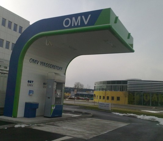 Einmal volltanken! 4 kg Wasserstoff bitte.