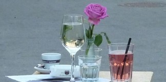 Nelke – neu auf dem Volkertmarkt. Die Böhm war da!