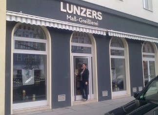 Lunzers Maß-Greißlerei. Die Böhm war da!