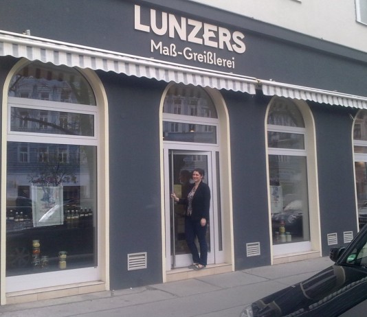 Lunzers Maß-Greißlerei. Die Böhm war da!