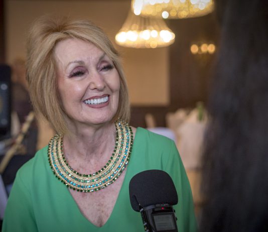 „Elvis that’s the way he was“ – Elvis‘ Cousine Donna Presley im Interview Donna Presley im Interview mit Stefanie Böhm (c)Alex Acaris - (c) ACARIS.AT